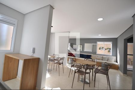 Apartamento para alugar com 35m², 2 quartos e sem vagaÁrea comum - Salão de festas
