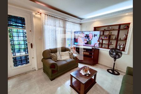 Sala de casa à venda com 5 quartos, 250m² em Lins de Vasconcelos, Rio de Janeiro