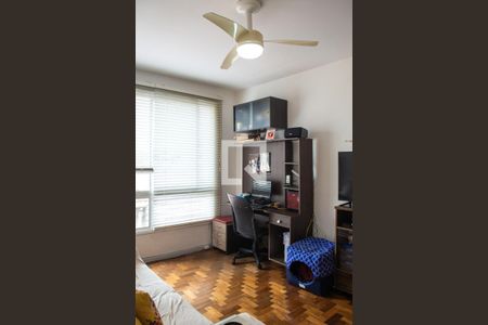 Sala de apartamento para alugar com 1 quarto, 39m² em Santo Antônio, Porto Alegre