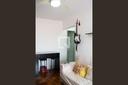 Sala de apartamento para alugar com 1 quarto, 39m² em Santo Antônio, Porto Alegre