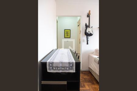 Sala de apartamento para alugar com 1 quarto, 39m² em Santo Antônio, Porto Alegre