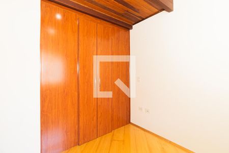 Quarto 2 de casa de condomínio para alugar com 2 quartos, 115m² em Vila Santos, São Paulo