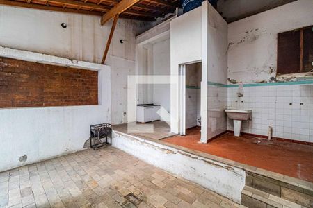 Casa à venda com 293m², 3 quartos e 2 vagasQuintal