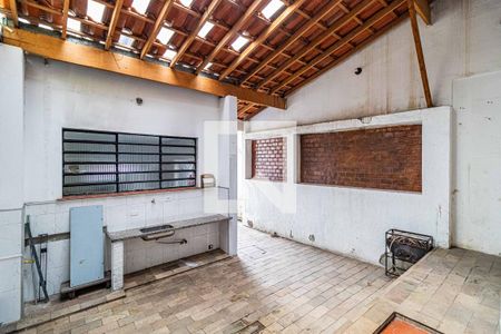 Casa à venda com 293m², 3 quartos e 2 vagasQuintal