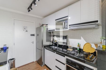 Cozinha e Área de Serviço de apartamento à venda com 2 quartos, 40m² em Parque Fongaro, São Paulo