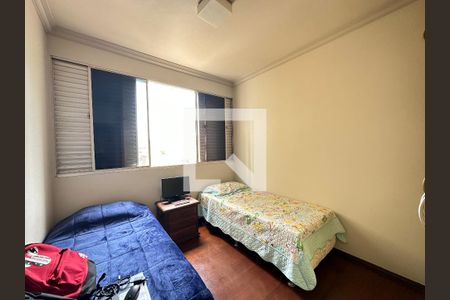 Quarto 1 de apartamento à venda com 2 quartos, 65m² em Savassi, Belo Horizonte