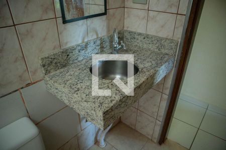 Casa para alugar com 107m², 2 quartos e 3 vagasBanheiro