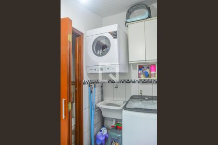 Casa de condomínio à venda com 94m², 2 quartos e 2 vagasÁrea de Serviço