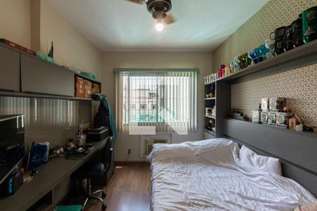 Apartamento à venda com 118m², 3 quartos e 1 vagaQuarto 2