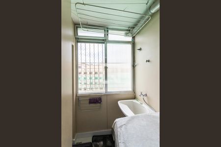 Apartamento à venda com 118m², 3 quartos e 1 vagaÁrea de Serviço