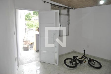 Sala de casa à venda com 2 quartos, 65m² em Todos Os Santos, Rio de Janeiro