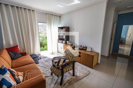 Sala de apartamento à venda com 3 quartos, 138m² em São João Batista, Belo Horizonte
