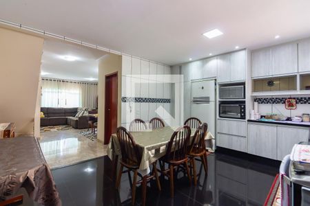 Apartamento à venda com 161m², 3 quartos e 5 vagasCozinha