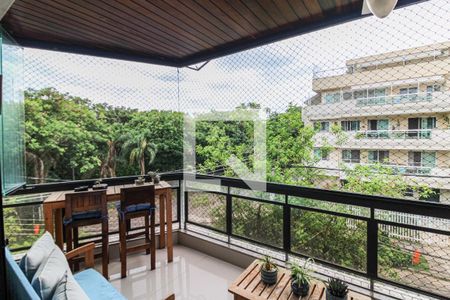 Apartamento à venda com 138m², 3 quartos e 2 vagasVaranda