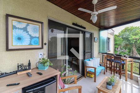 Apartamento à venda com 138m², 3 quartos e 2 vagasVaranda