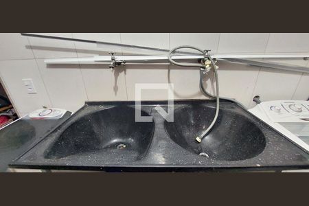 Casa à venda com 275m², 4 quartos e 2 vagasÁrea de Serviço