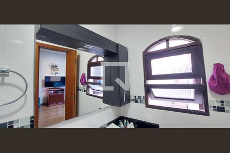 Casa à venda com 275m², 4 quartos e 2 vagasBanheiro do Quarto 2 