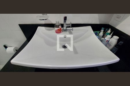 Casa à venda com 275m², 4 quartos e 2 vagasBanheiro do Quarto 2 