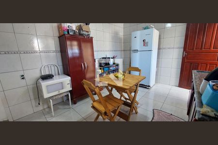 Casa à venda com 275m², 4 quartos e 2 vagasEdícula - Cozinha 