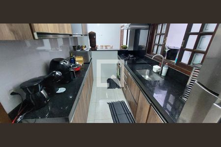 Casa à venda com 275m², 4 quartos e 2 vagasCozinha