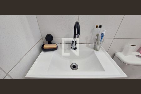 Casa à venda com 275m², 4 quartos e 2 vagasEdícula - Banheiro 