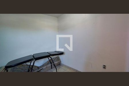 Casa à venda com 275m², 4 quartos e 2 vagasEdícula - Sala