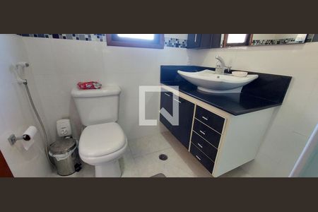 Casa à venda com 275m², 4 quartos e 2 vagasBanheiro do Quarto 1 