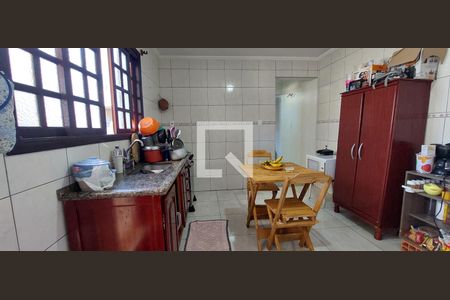Casa à venda com 275m², 4 quartos e 2 vagasEdícula - Cozinha 