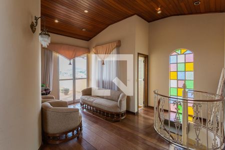 Apartamento à venda com 250m², 4 quartos e 1 vaga Apartamento à venda com 250m², 4 quartos e 1 vagaCobertura