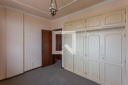Apartamento à venda com 250m², 4 quartos e 1 vaga Apartamento à venda com 250m², 4 quartos e 1 vagaQuarto 3