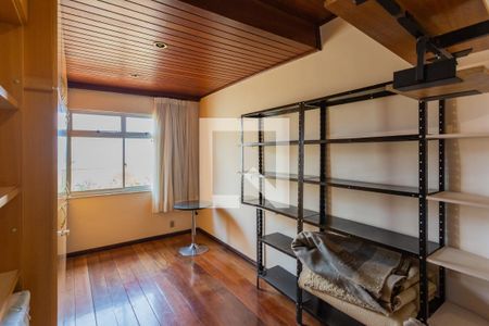 Apartamento à venda com 250m², 4 quartos e 1 vaga Apartamento à venda com 250m², 4 quartos e 1 vagaCobertura