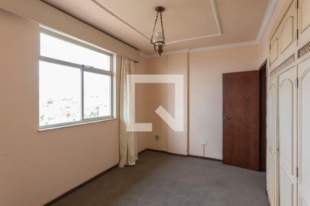 Apartamento à venda com 250m², 4 quartos e 1 vaga Apartamento à venda com 250m², 4 quartos e 1 vagaQuarto 3