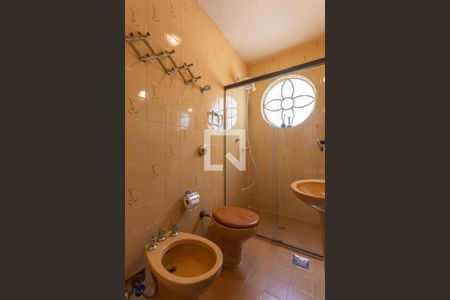 Apartamento à venda com 250m², 4 quartos e 1 vaga Apartamento à venda com 250m², 4 quartos e 1 vagaBanheiro