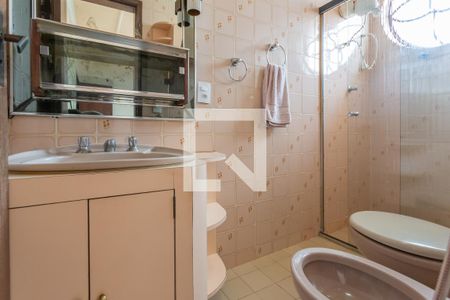 Apartamento à venda com 250m², 4 quartos e 1 vaga Apartamento à venda com 250m², 4 quartos e 1 vagaBanheiro do Quarto 3