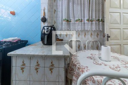 Casa à venda com 130m², 2 quartos e 1 vaga Casa à venda com 130m², 2 quartos e 1 vagaCozinha