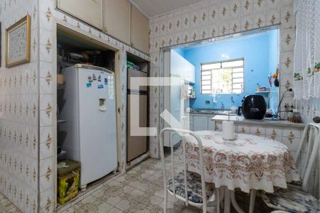 Casa à venda com 130m², 2 quartos e 1 vaga Casa à venda com 130m², 2 quartos e 1 vagaCozinha