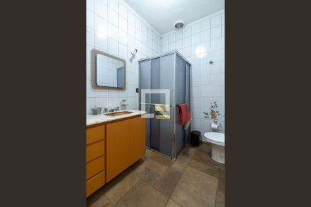 Casa à venda com 130m², 2 quartos e 1 vaga Casa à venda com 130m², 2 quartos e 1 vagaBanheiro