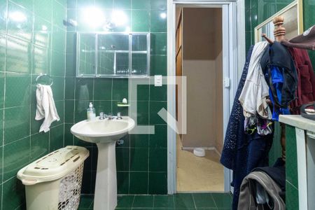 Casa à venda com 130m², 2 quartos e 1 vaga Casa à venda com 130m², 2 quartos e 1 vagaBanheiro da Suíte