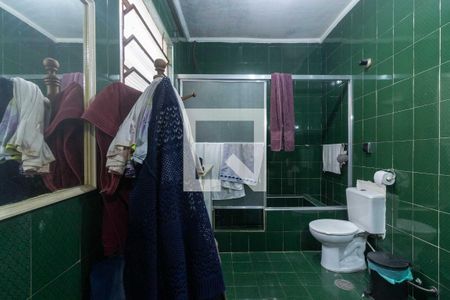 Casa à venda com 130m², 2 quartos e 1 vaga Casa à venda com 130m², 2 quartos e 1 vagaBanheiro da Suíte