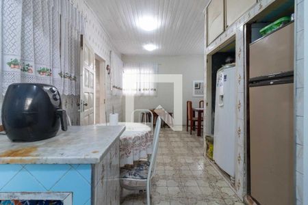 Casa à venda com 130m², 2 quartos e 1 vaga Casa à venda com 130m², 2 quartos e 1 vagaCozinha