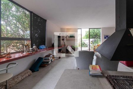Sala de casa para alugar com 4 quartos, 400m² em Vila Pirajussara, São Paulo