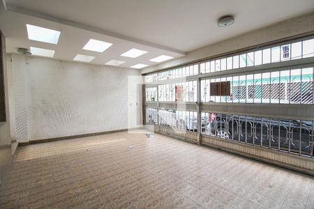 Casa à venda com 120m², 4 quartos e 2 vagasGaragem