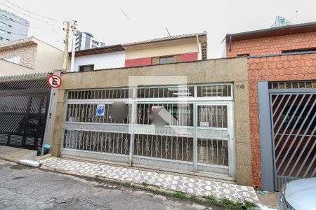 Casa à venda com 120m², 4 quartos e 2 vagasFachada
