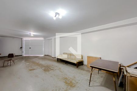 Casa à venda com 350m², 4 quartos e 4 vagasGaragem