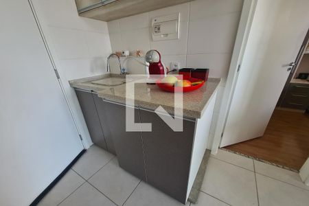 Cozinha de apartamento à venda com 1 quarto, 29m² em Vila Ema, São Paulo