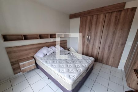 Dormitório de kitnet/studio para alugar com 1 quarto, 22m² em Iguatemi, Ribeirão Preto