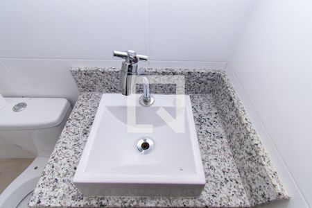 Apartamento à venda com 45m², 2 quartos e sem vagaBanheiro