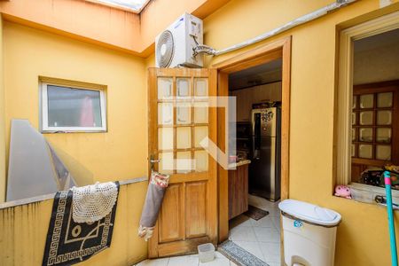 Casa à venda com 200m², 5 quartos e 4 vagasChurrasqueira