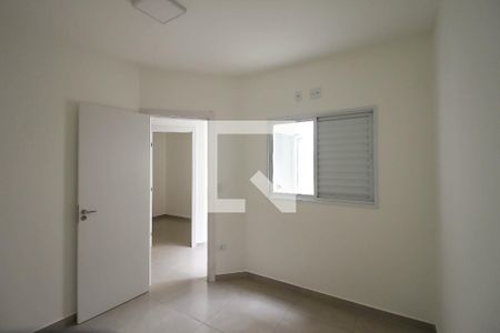 Quarto 1 de apartamento para alugar com 2 quartos, 45m² em Vila Graciosa, São Paulo
