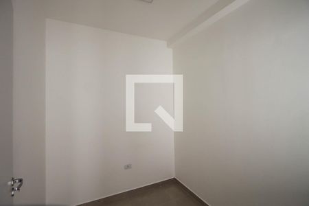 Quarto 2 de apartamento para alugar com 2 quartos, 45m² em Vila Graciosa, São Paulo